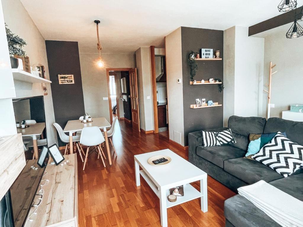 Apartamento Cemba Понферада Екстериор снимка